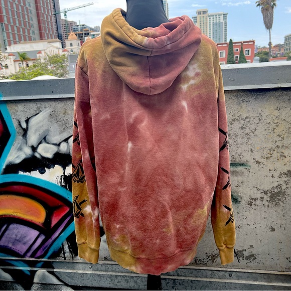 VOLCOM TIE DYE Hoodie - Picture 2 of 16